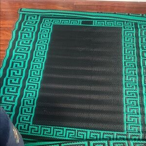Oggun Black & Teal Geometric Border Rug